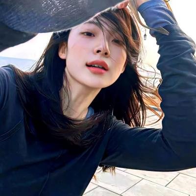 超模之女又出大瓜：出道颜值引争议，工作室声明未澄清，长达一周